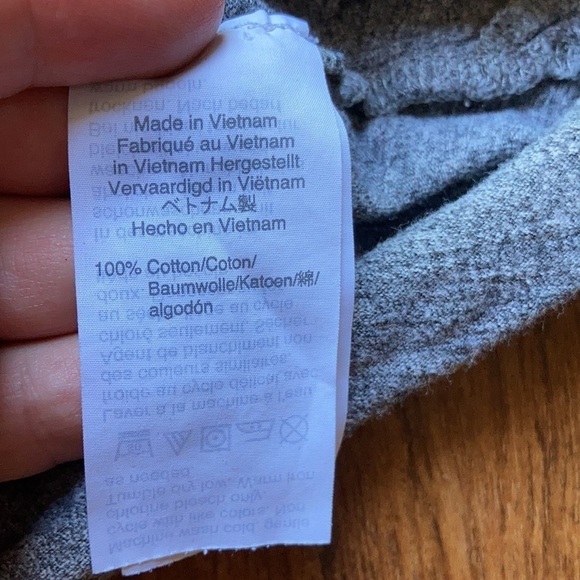 Madewell v-neck pocket tee size small - Picture 7 of 8